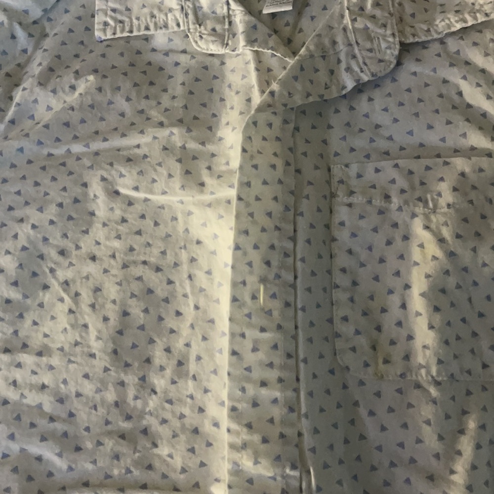 Button down - Picture 3 of 4